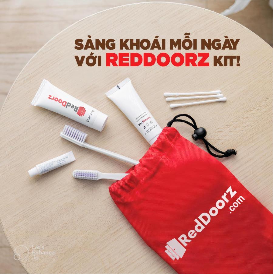 Reddoorz Tahami Hotel Near Kha Van Can Ciudad Ho Chi Minh  Exterior foto