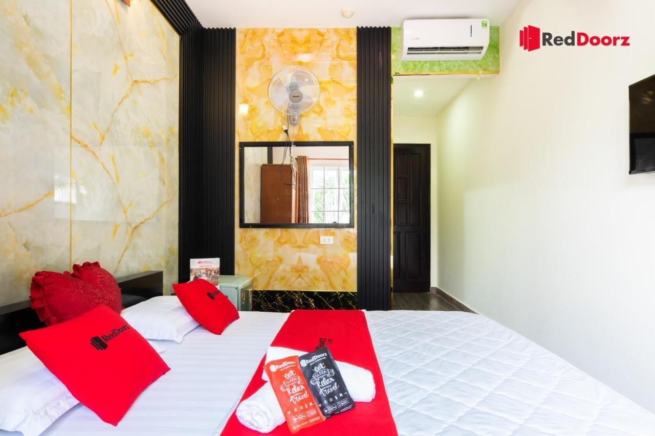 Reddoorz Tahami Hotel Near Kha Van Can Ciudad Ho Chi Minh  Exterior foto